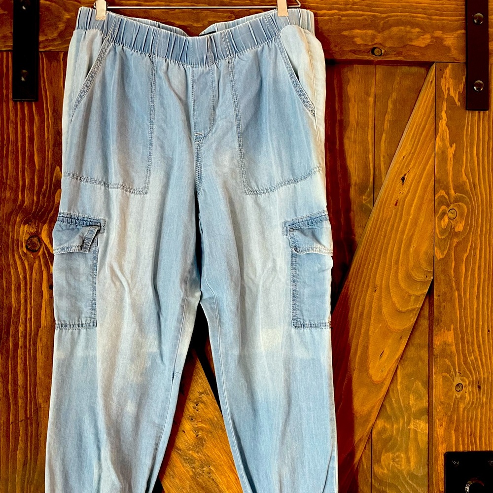 Lightweight jean joggers